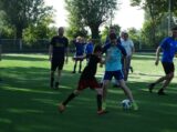 Laatste training S.K.N.W.K. JO11-1JM van seizoen 2022-2023 (partijtje tegen de ouders) (178/221)